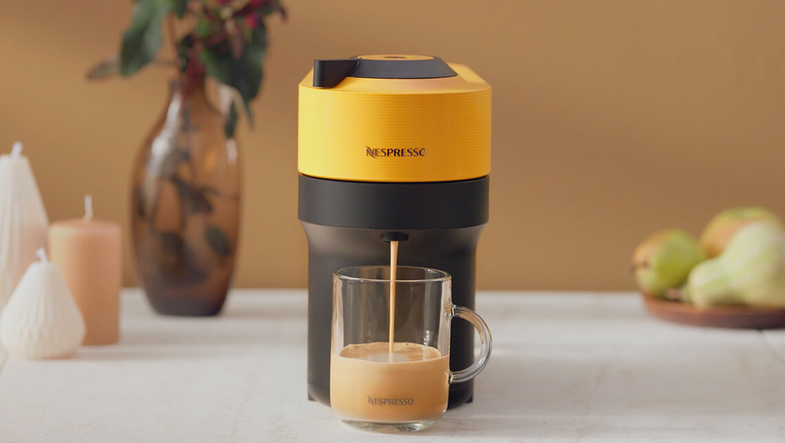 Nespresso lanzó la máquina Vertuo Pop prometiendo iluminar cada