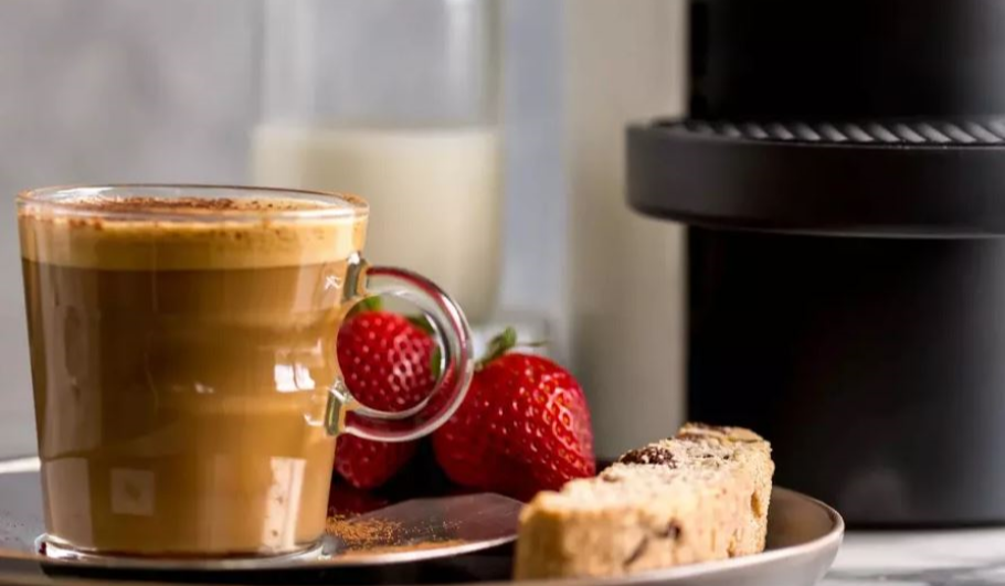 Cortado Con Canela Y Azúcar Moreno