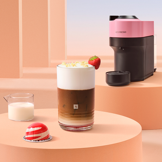 White Chocolate Strawberry Latte