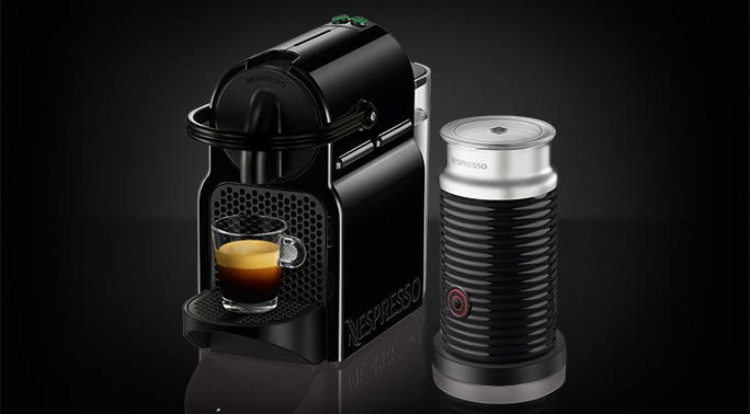 Nespresso Inissia C40 Red Bundle Coffee Machine, 19 Bars Pressure, 700ML  Water Tank Capacity, 25 Seconds Heat Up Time, 9 Capsules, Metal Cup  Support, Red