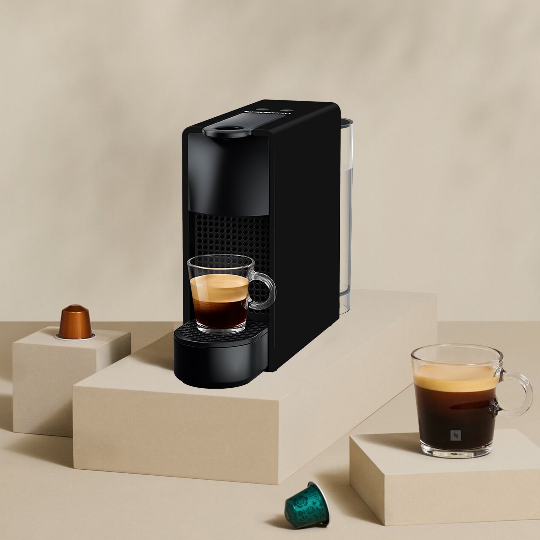 Essenza Mini Black Nespresso coffee machine