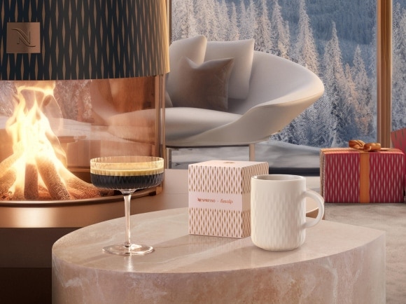 https://www.nespresso.com/shared_res/agility/global/campaigns/festive-2023/image-and-text/festive-coffee-mug_d.jpg